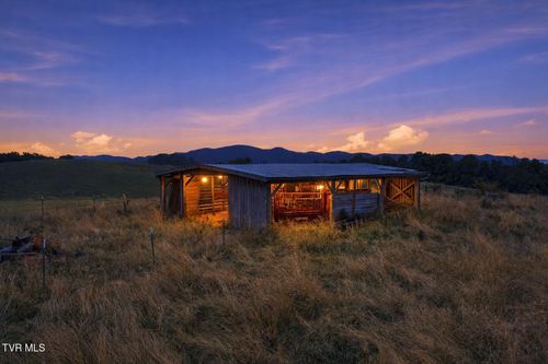 000 Strong Hollow Ln, Fort Blackmore, VA, 24250 | Card Image