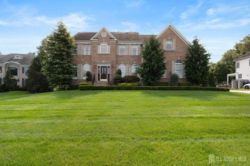 46 Springwood Dr, Monroe, NJ, 08831-3270 | Card Image