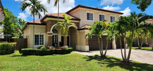 1035 Ne 36th Ave, Homestead, FL, 33033-5557 | Card Image