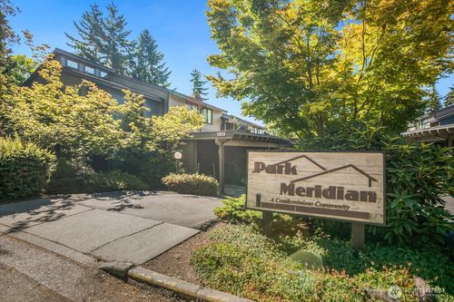 2-303-1819 N 107th St, Seattle, WA, 98133-1905 | Card Image
