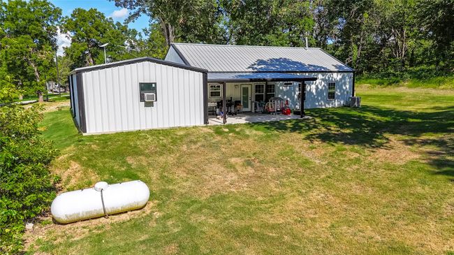 1685 Fleming Rd, House other with 3 bedrooms, 2 bathrooms and null parking in Bells TX | Image 6