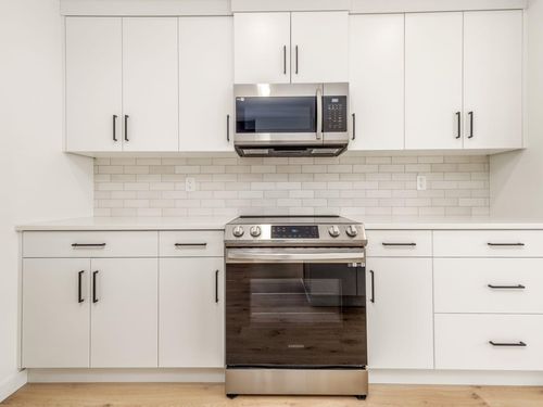 4353 25 Ave S, Lethbridge, AB, T1K8L6 | Card Image