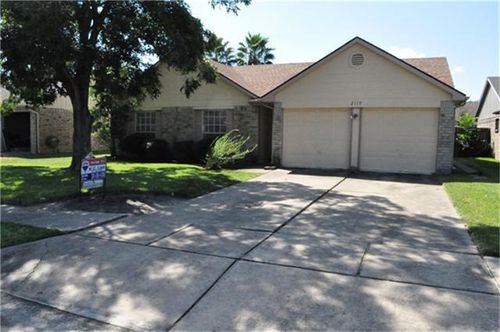 2119 Fountain Dr, Sugar Land, TX, 77478-6012 | Card Image