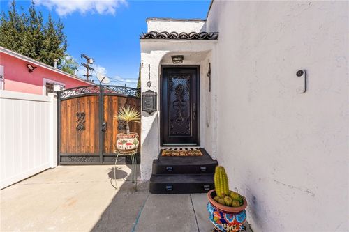 119 E 75th St, Los Angeles, CA, 90003 | Card Image