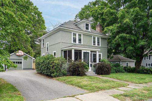 10 Vernon St, Maynard, MA, 01754-1216 | Card Image