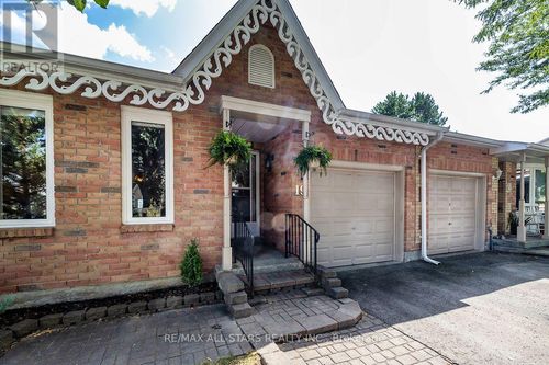 19-19 Adams Court, Uxbridge, ON, L9P1G2 | Card Image