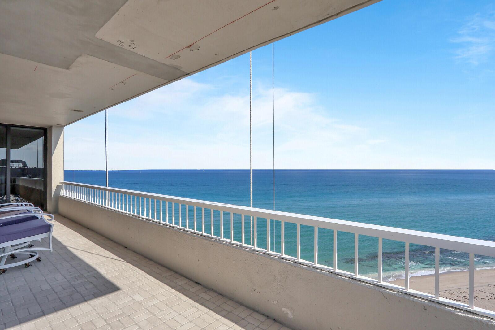 Residential Lease in Singer Island 5
