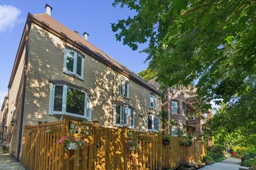5-2856 N Burling Street, Chicago, IL, 60657 | Card Image