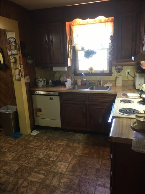 10 Edwards Street, Greenville, SC, 29609 | Card Image