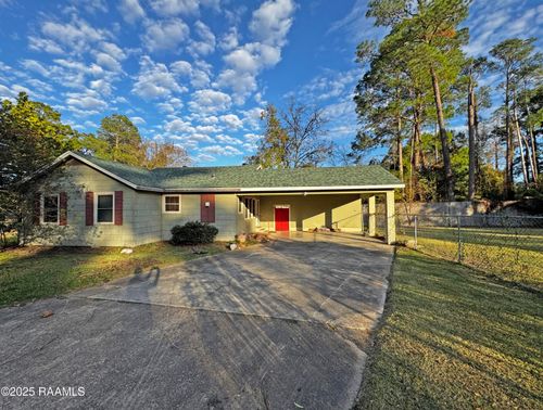 131 W Dunbar Ave, Opelousas, LA, 70570-4723 | Card Image