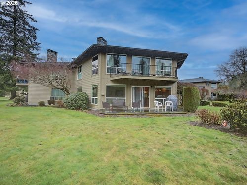 68660 E Fairway Estates Rd, Welches, OR, 97067-0075 | Card Image