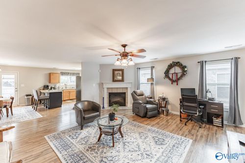 130 Sagebrook Dr, Madison, AL, 35757-7684 | Card Image