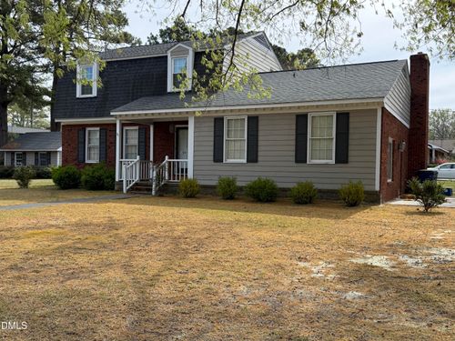 907 Chestnut Dr, Smithfield, NC, 27577-3705 | Card Image