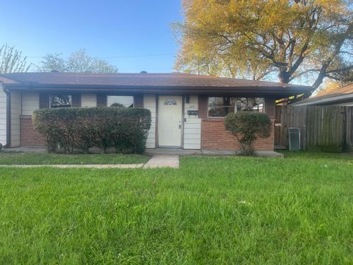 3517 Tanglebriar Dr, Pasadena, TX, 77503-2224 | Card Image