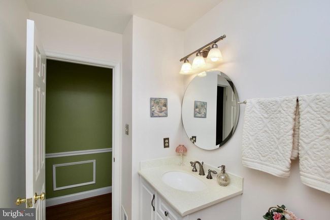 6690 Old Blacksmith Dr, House other with 5 bedrooms, 3 bathrooms and null parking in BURKE VA | Image 19