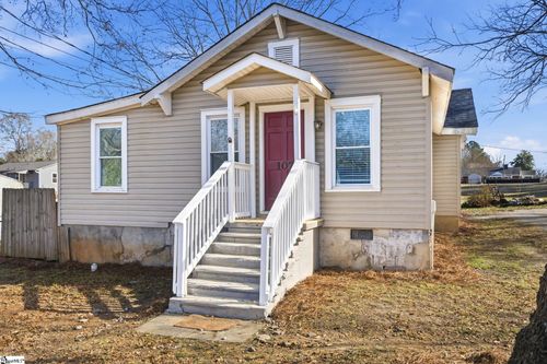 107 Marion St, cowpens, SC, 29330-9231 | Card Image