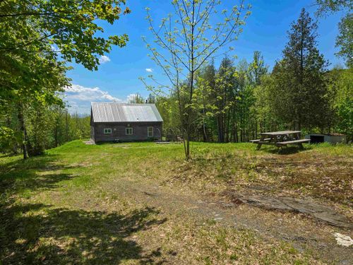 990 Daniels West Road, Albany, VT, 05820 | Card Image