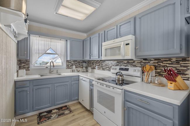 Kitchen | Image 20