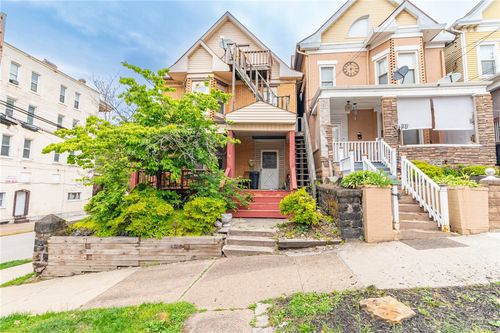 502 3rd St, Pitcairn, PA, 15140-1412 | Card Image