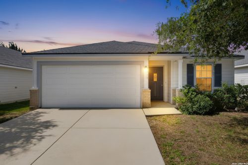 7468 Paraiso Pt, Boerne, TX, 78015-4834 | Card Image