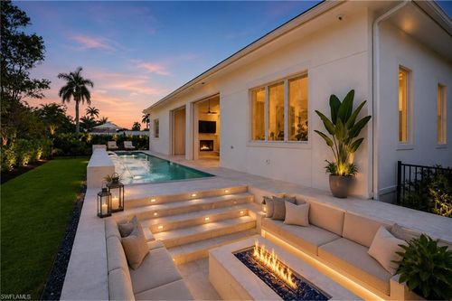 623 Park Shore Dr, NAPLES, FL, 34103-3561 | Card Image