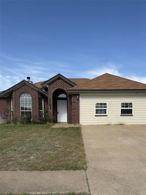 2209 Waterfall Dr, Killeen, TX, 76549-4238 | Card Image