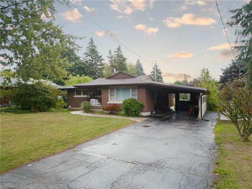 189 Gatewood Rd, Kitchener, ON, N2M4E3 | Card Image
