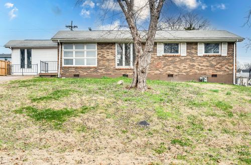 504 Continental Dr, Nashville, TN, 37209-2708 | Card Image