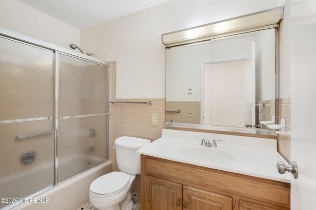 B - 20 Lexington Dr, Home with 2 bedrooms, 2 bathrooms and 1 parking in Whiting NJ | Image 22