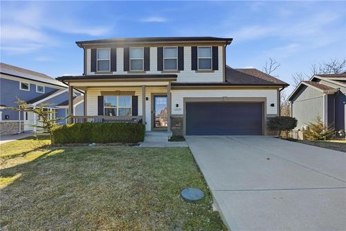 12629 Charlotte St, Kansas City, MO, 64146-1300 | Card Image