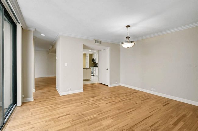 304 Pine Run Dr, Condo with 2 bedrooms, 2 bathrooms and null parking in OSPREY FL | Image 6