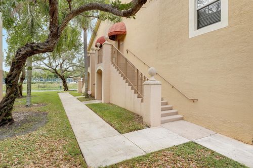 apt-201-4171 San Marino Blvd, West Palm Beach, FL, 33409-8602 | Card Image