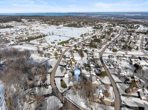 5270 N Liberty Dr, Traverse City, MI, 49685-9705 | Card Image