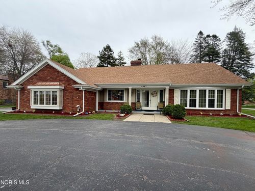 4837 Springbrook Dr, Toledo, OH, 43615-1176 | Card Image