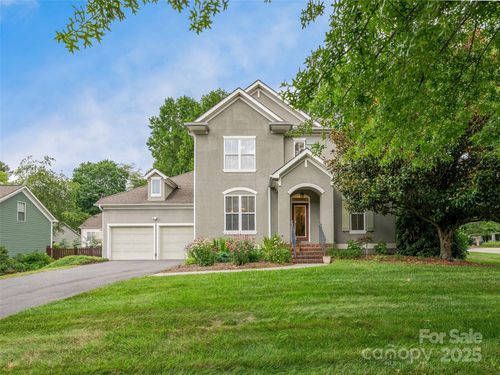 257 Fennel Dun Cir, Biltmore Lake, NC, 28715-8911 | Card Image