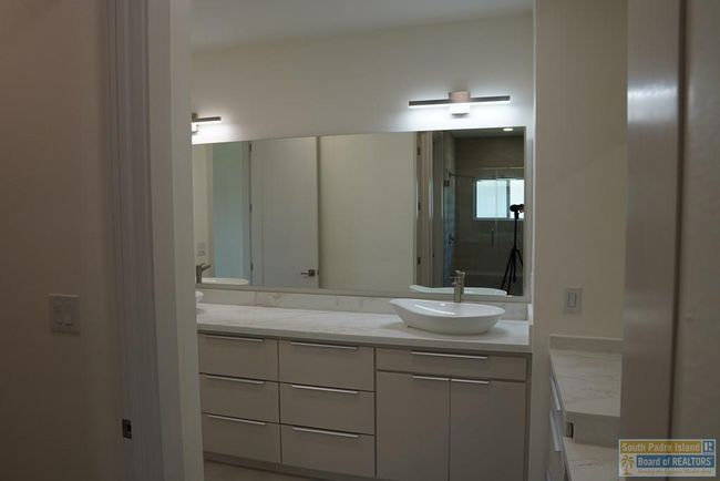3718 White Rock Cir, House other with 4 bedrooms, 4 bathrooms and 2 parking in Harlingen TX | Image 51