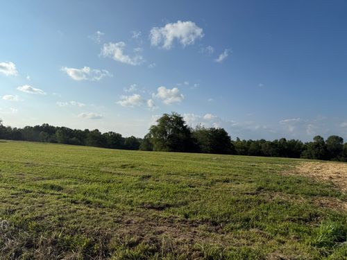 2040 Allen Schoolhouse Rd, Columbia, KY, 42728-8367 | Card Image