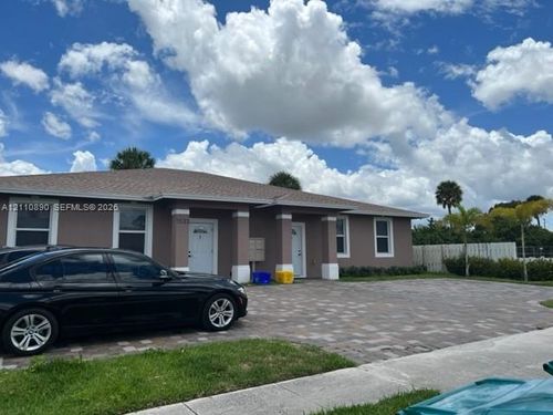 1533 W 26th Ct, Riviera Beach, FL, 33404-4078 | Card Image