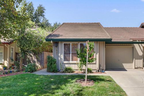 927 La Coruno St, Davis, CA, 95618-6502 | Card Image