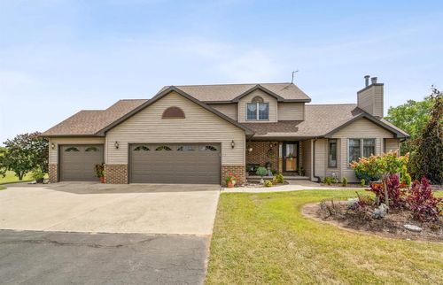 N1100 Wood Lane, LESSOR, WI, 54162 | Card Image