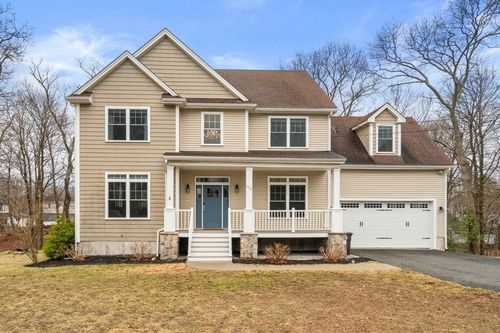 951 Commercial St, Weymouth, MA, 02189-1620 | Card Image