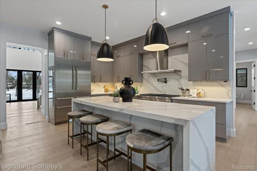 1541 Shipman Blvd, Birmingham, MI, 48009-4135 | Card Image