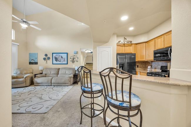 UNIT-1226 - 1200 Moon Cir, Condo with 2 bedrooms, 2 bathrooms and null parking in Folsom CA | Image 13