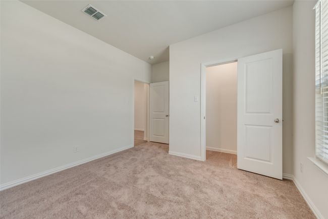5904 Priory Dr, House other with 4 bedrooms, 2 bathrooms and null parking in Aubrey TX | Image 20