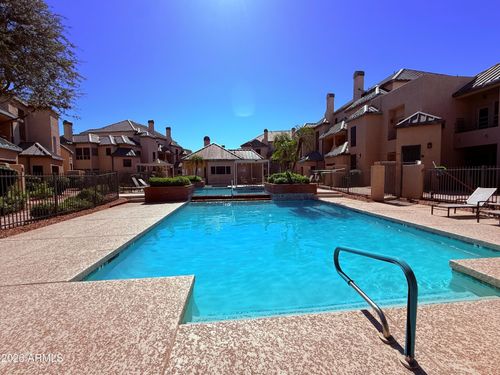 160-101 N 7th St, Phoenix, AZ, 85034-1057 | Card Image