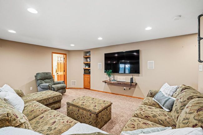423 Parkview Drive, House other with 3 bedrooms, 3 bathrooms and null parking in Johnson Creek WI | Image 28