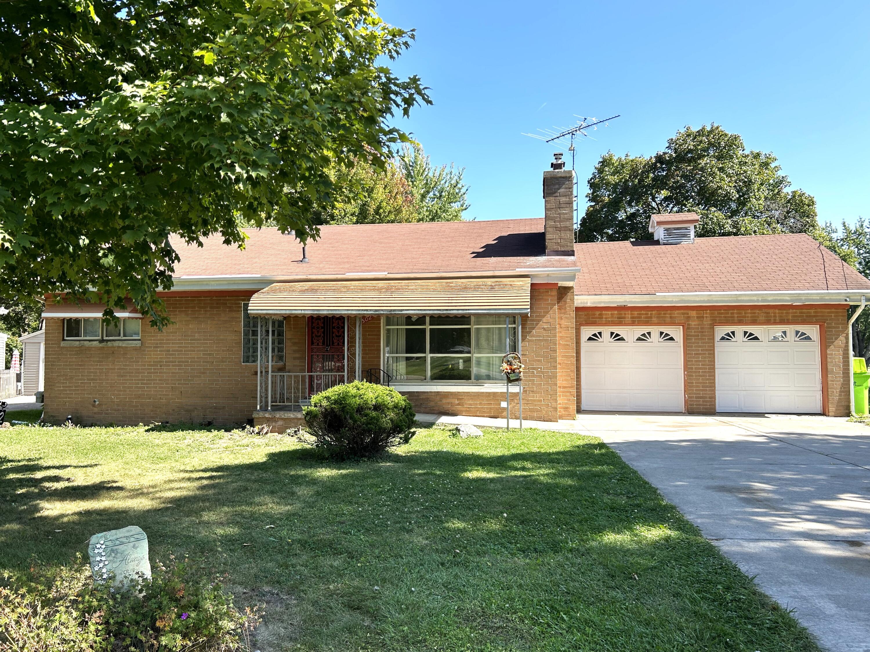 Fairhaven St, Flint, MI 48505
