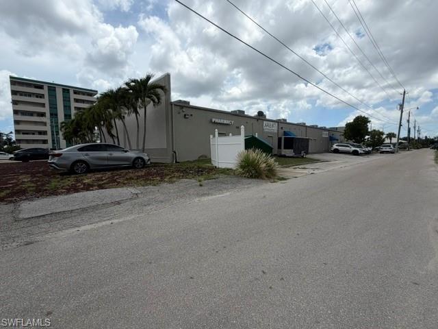 447 Cape Coral Pkwy E, Cape Coral, FL 33904