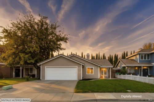 305 Victoria Dr, Dixon, CA, 95620-9304 | Card Image