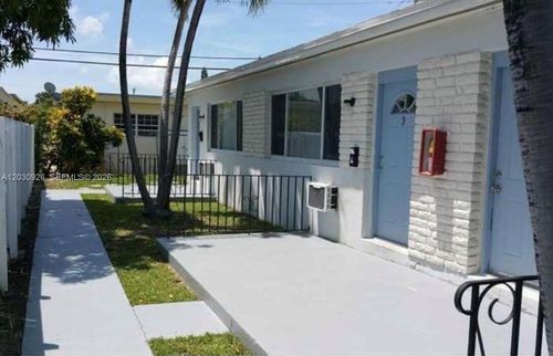 4-730 84th St, Miami Beach, FL, 33141-1104 | Card Image